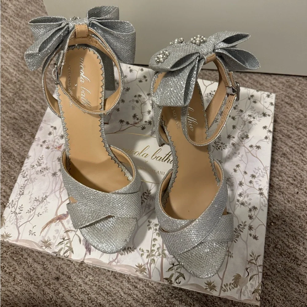 Antonio Melani x Nicola Bathie Lila Bow Heels in Silver - Picture 4 of 11
